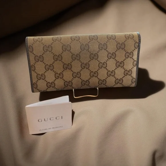 Gucci GG Monogram Canvas Lovely Heart Continental Bifold Wallet - Picture 3 of 16